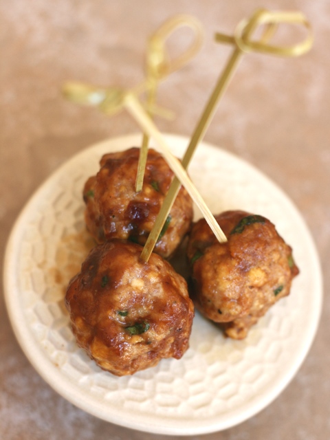 Can you tell that these meatballs are made from tofu and pork? Neither can your family and guests!
